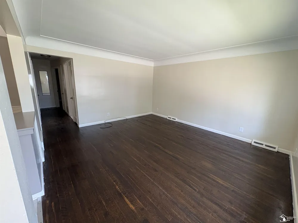 25 W Auburn Street Ecorse City, MI 48229