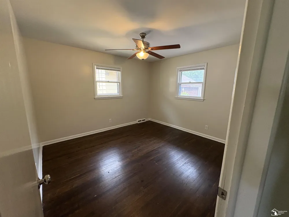25 W Auburn Street Ecorse City, MI 48229