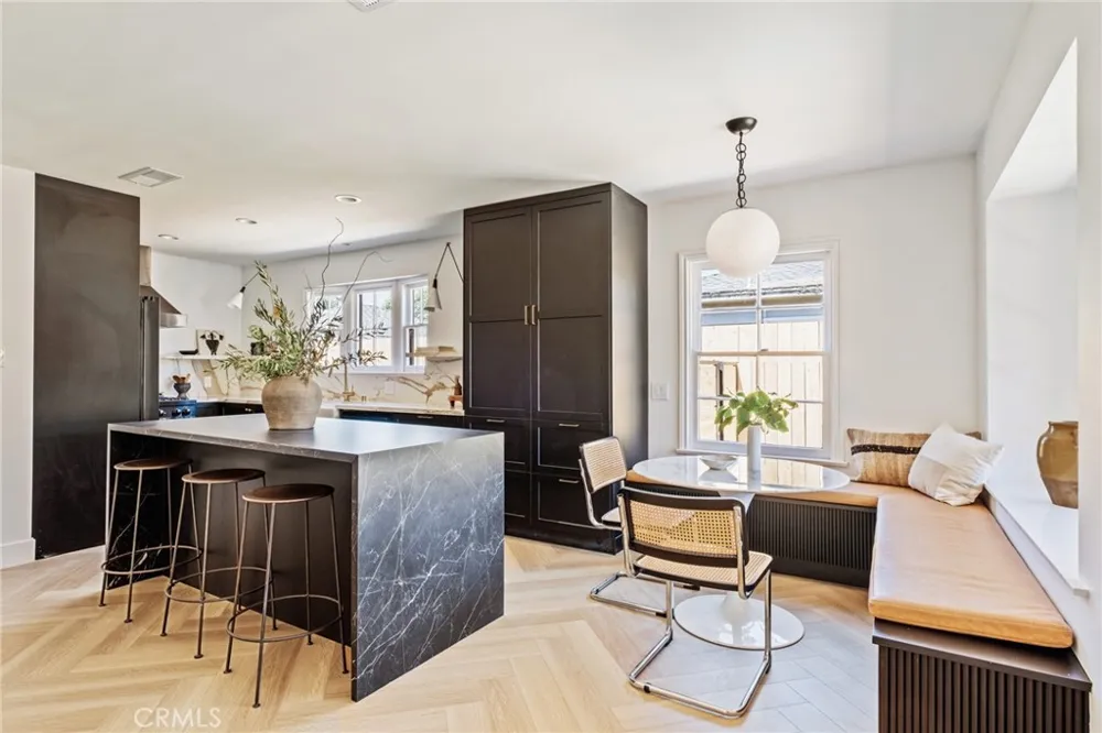 11110 Landale Street Toluca Lake, CA 91602