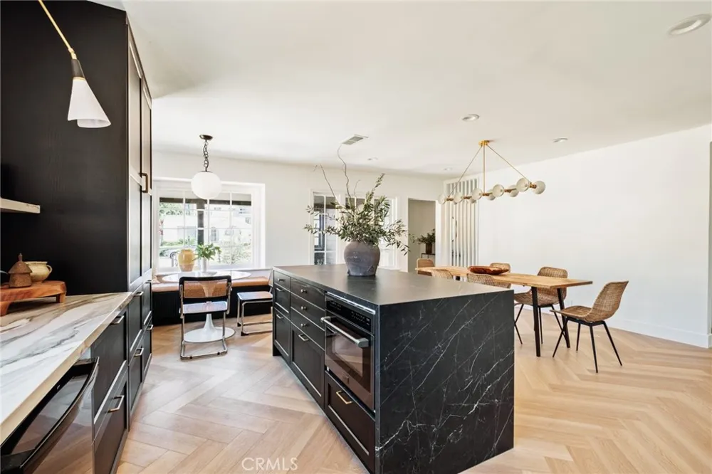 11110 Landale Street Toluca Lake, CA 91602