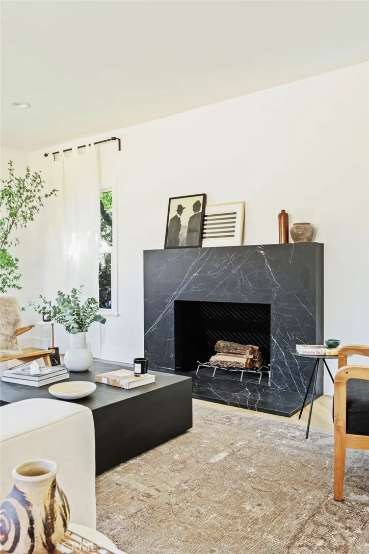 11110 Landale Street Toluca Lake, CA 91602