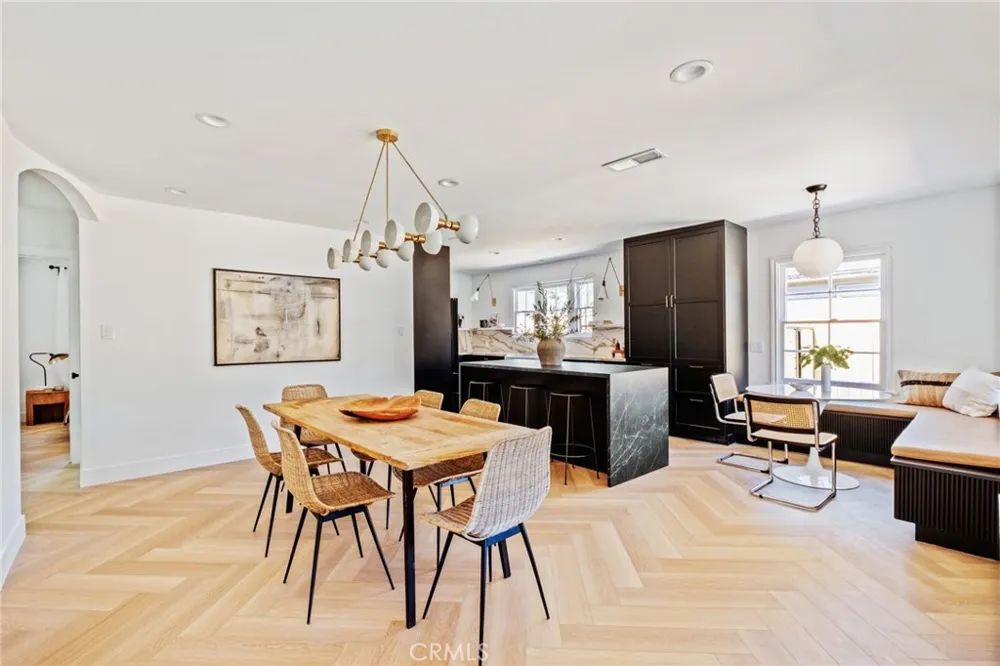 11110 Landale Street Toluca Lake, CA 91602