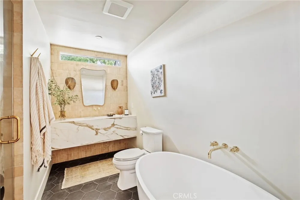11110 Landale Street Toluca Lake, CA 91602