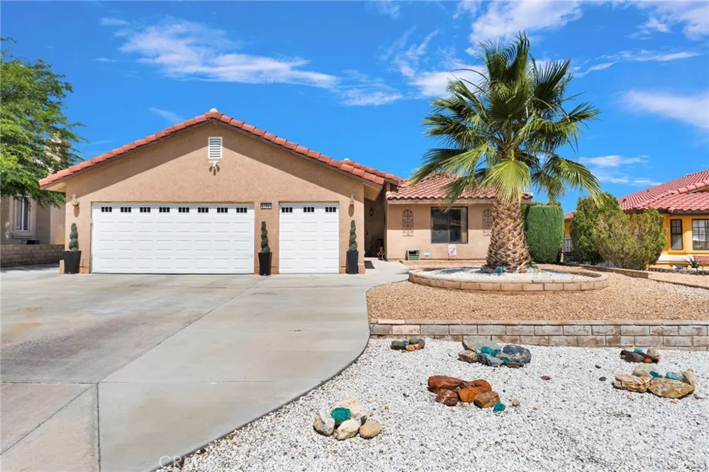 27951 Evergreen Lane Helendale, CA 92342