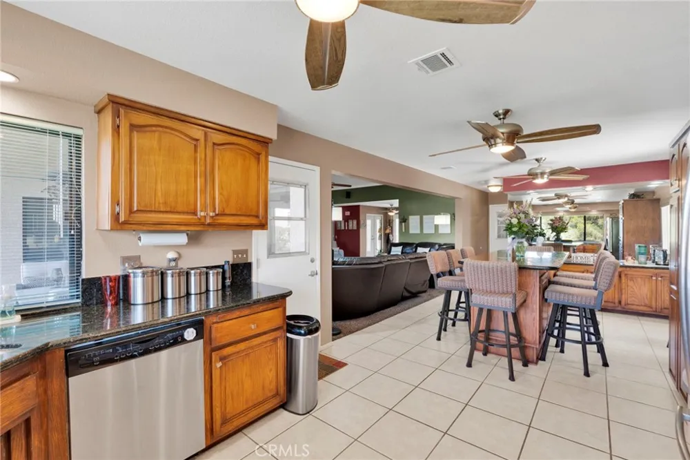 27951 Evergreen Lane Helendale, CA 92342