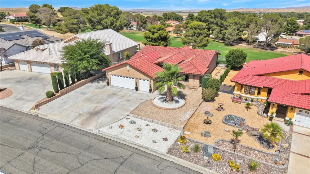 27951 Evergreen Lane Helendale, CA 92342