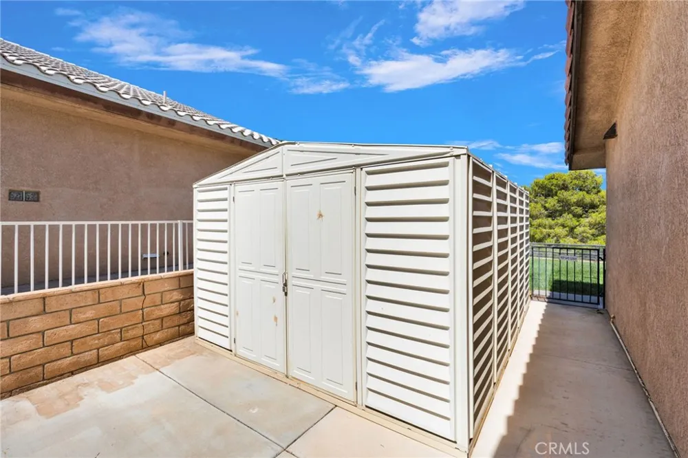 27951 Evergreen Lane Helendale, CA 92342