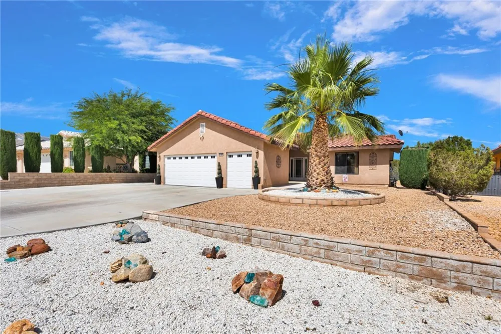 27951 Evergreen Lane Helendale, CA 92342