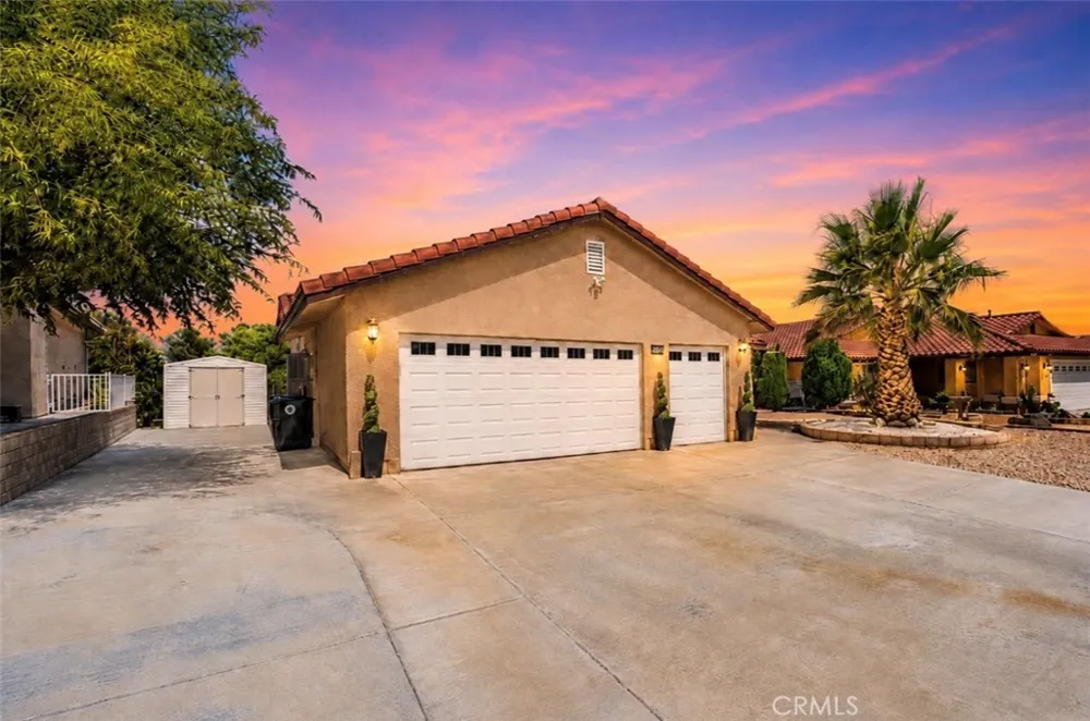 27951 Evergreen Lane Helendale, CA 92342