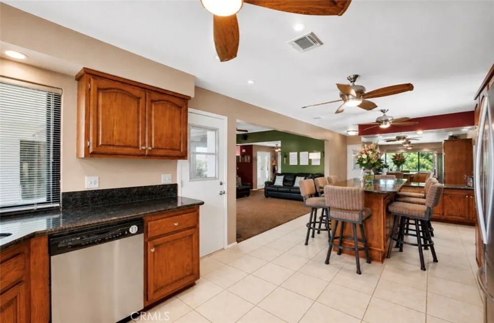 27951 Evergreen Lane Helendale, CA 92342