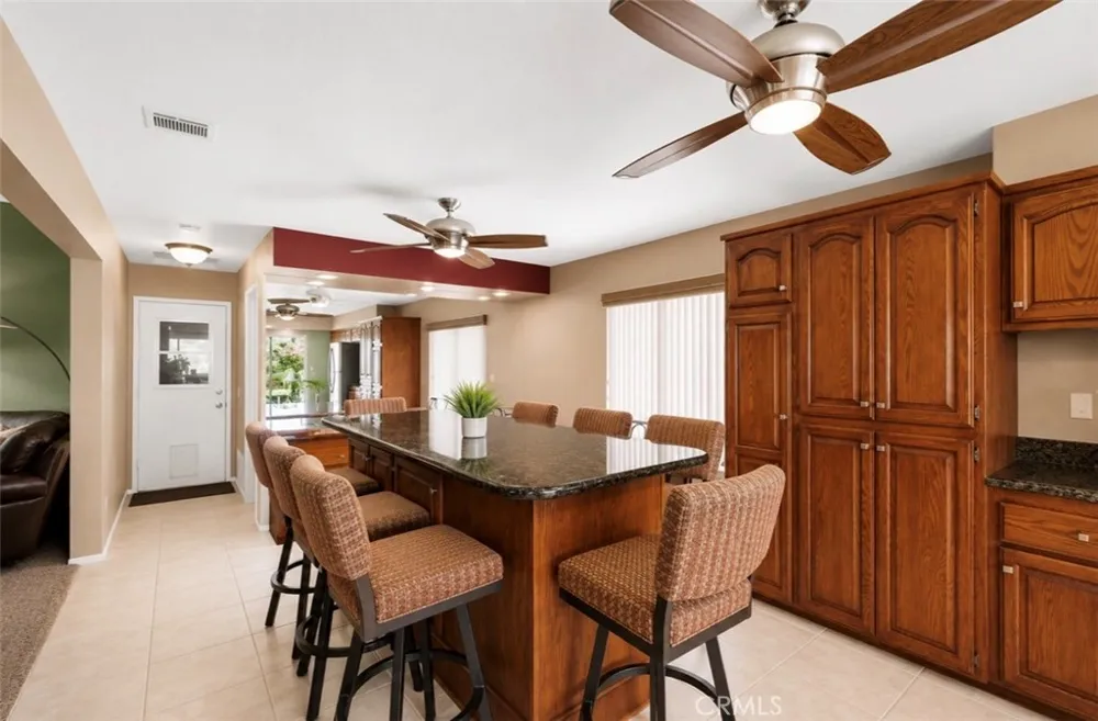 27951 Evergreen Lane Helendale, CA 92342