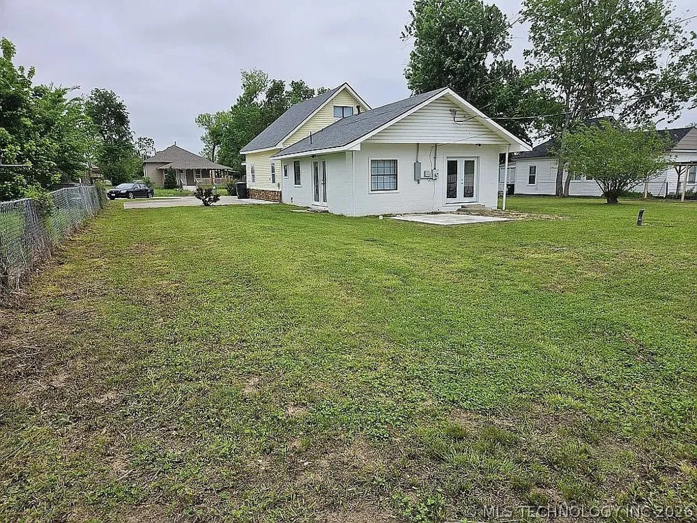611 E 4th Street Claremore, OK 74017