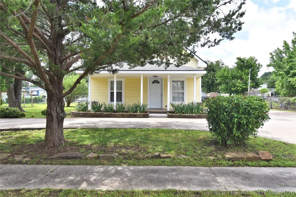 611 E 4th Street Claremore, OK 74017