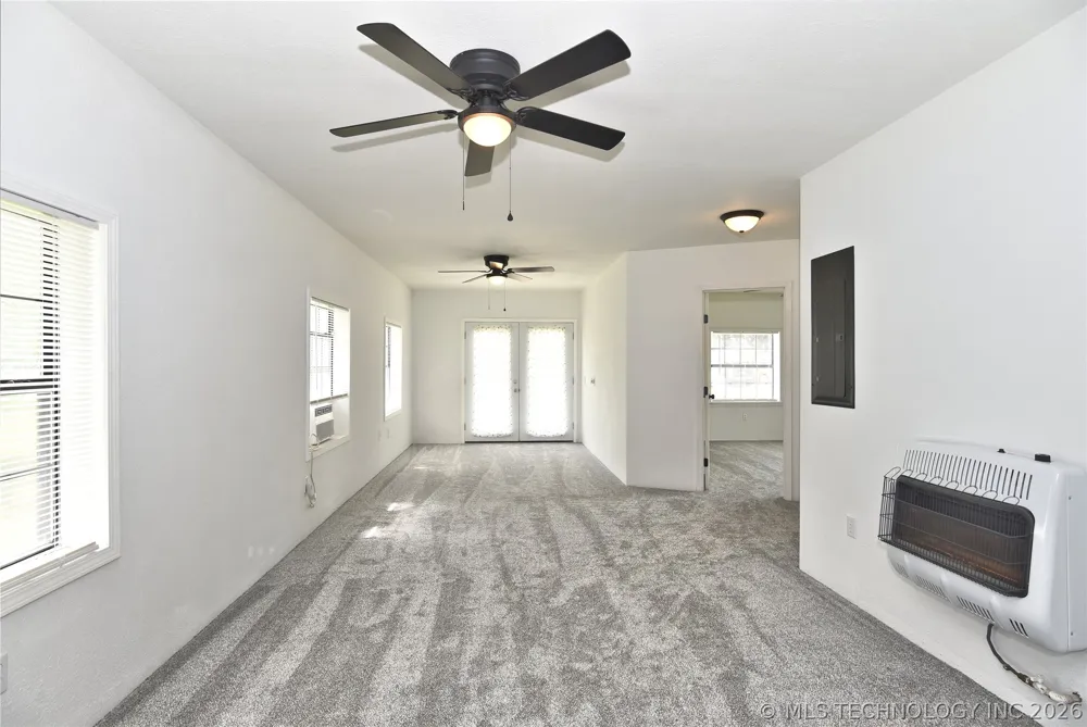 611 E 4th Street Claremore, OK 74017