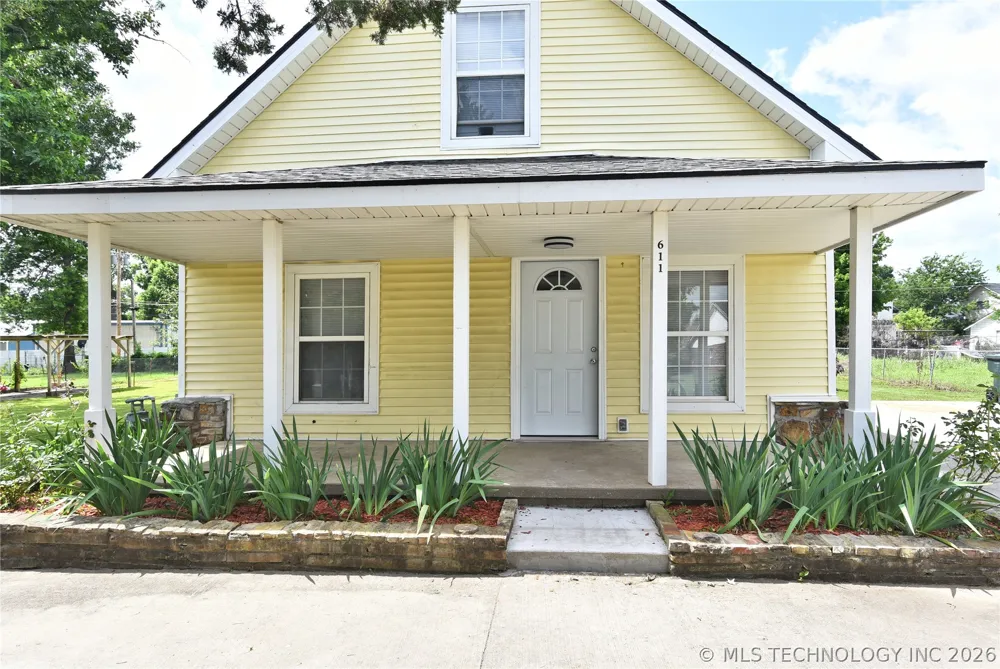 611 E 4th Street Claremore, OK 74017