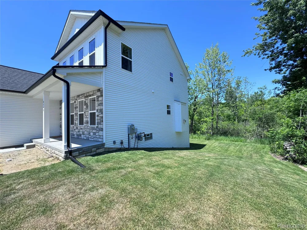 6149 Woodridge Lane Grand Blanc Charter Township, MI 48439