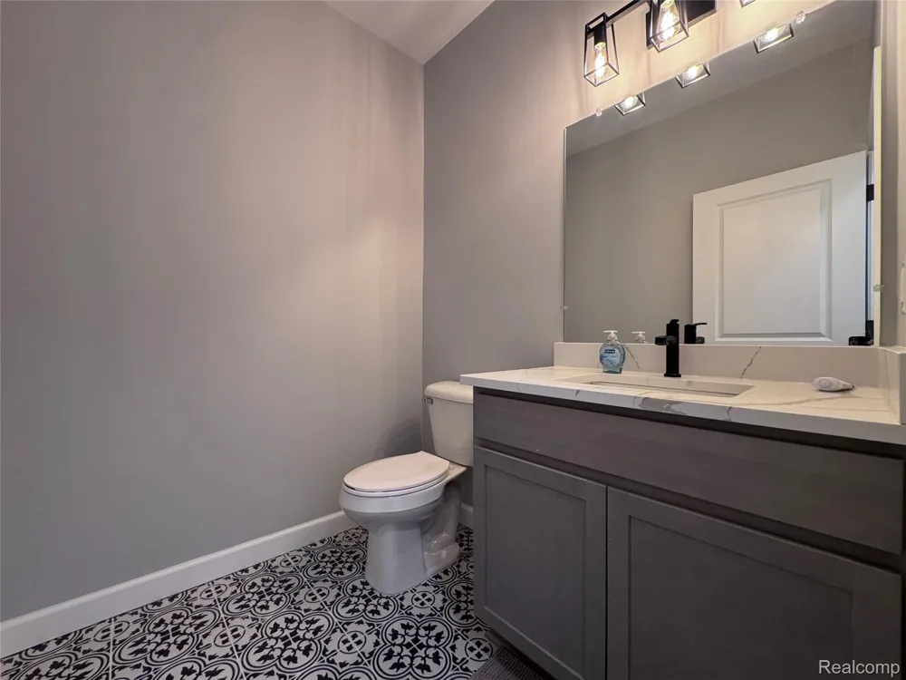 6149 Woodridge Lane Grand Blanc Charter Township, MI 48439