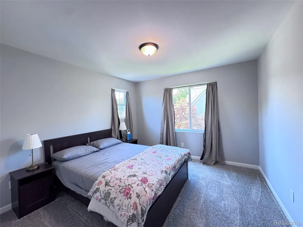 6149 Woodridge Lane Grand Blanc Charter Township, MI 48439