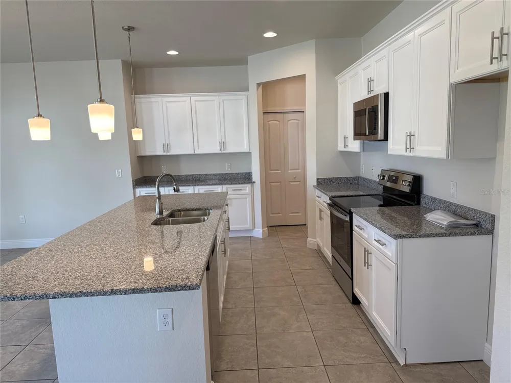 5372 JODY AVENUE North Port, FL 34288