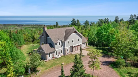 685 Cuttingwood Road