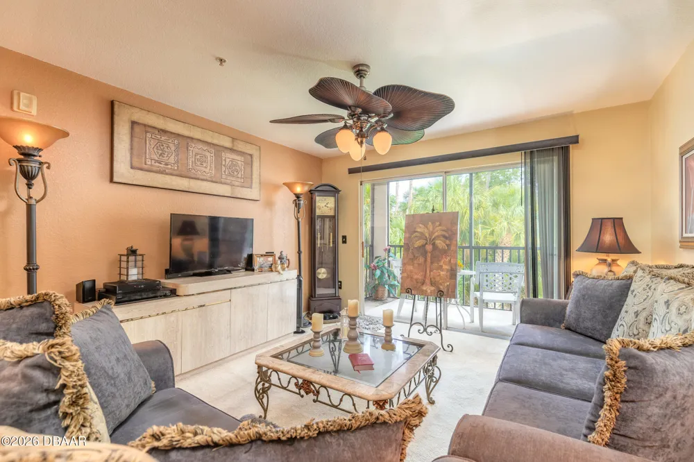 940 Village Trail #2-208 Port Orange, FL 32127