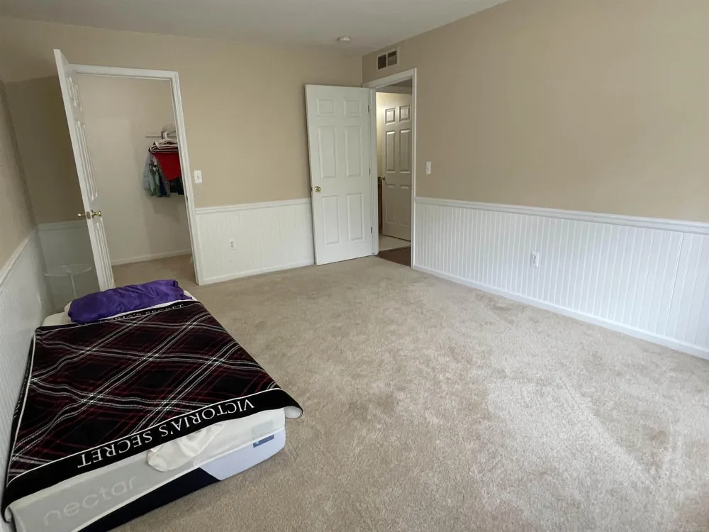 15336 Yale Drive Clinton Charter Township, MI 48038