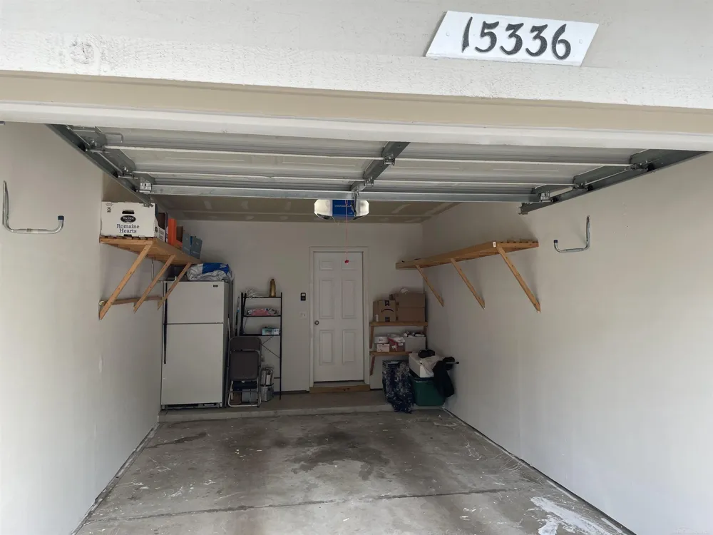 15336 Yale Drive Clinton Charter Township, MI 48038