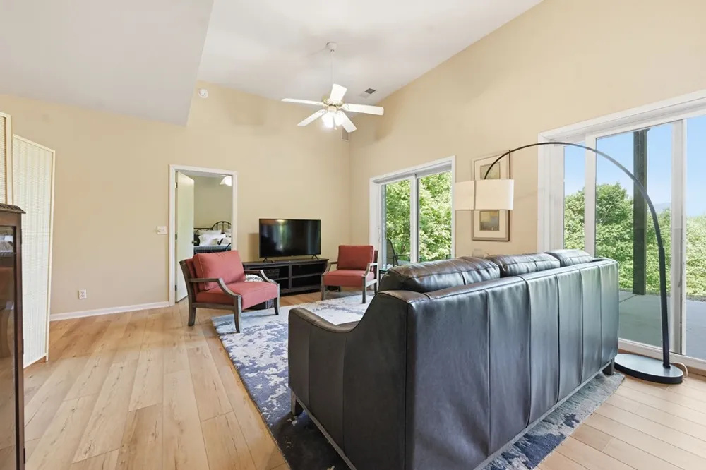 Eagles Way Bryson City, NC 28713