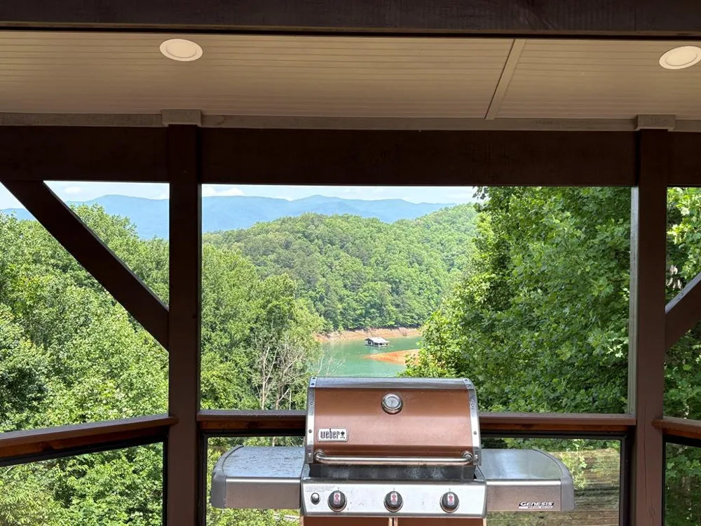 Eagles Way Bryson City, NC 28713
