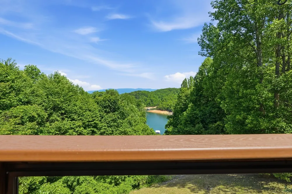 Eagles Way Bryson City, NC 28713