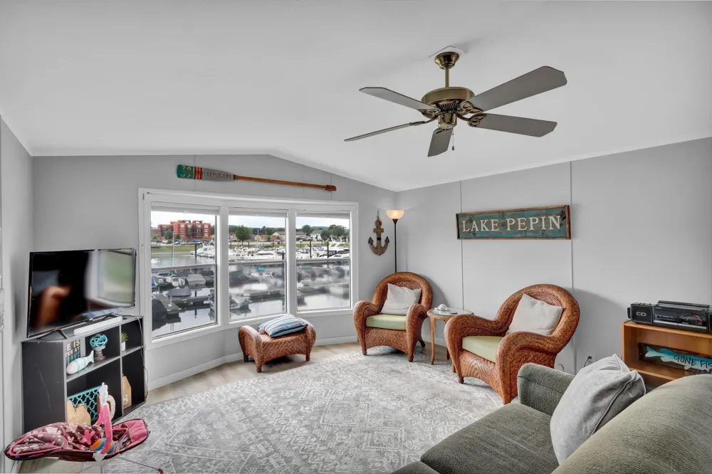 201 S Franklin Street #39 Lake City, MN 55041