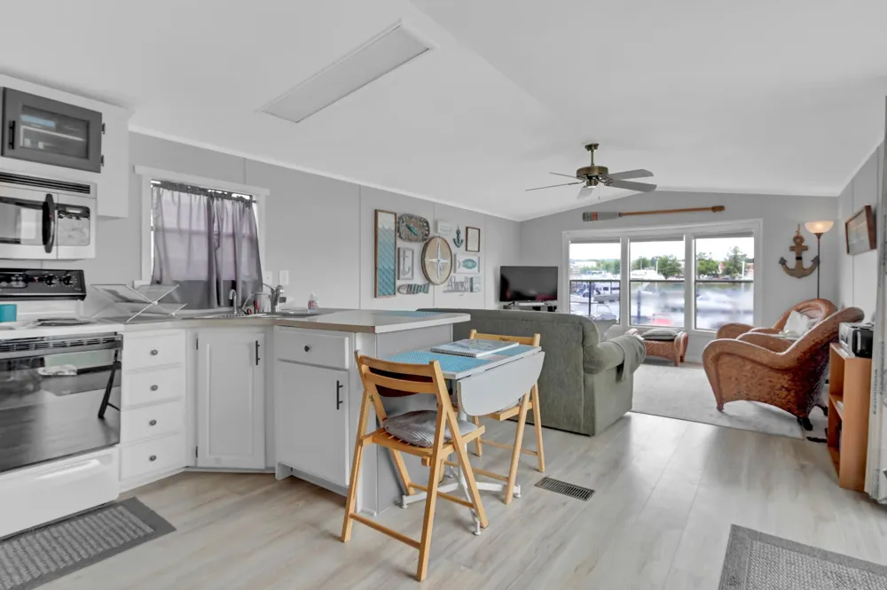 201 S Franklin Street #39 Lake City, MN 55041