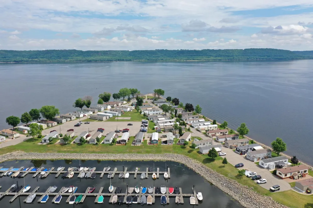 201 S Franklin Street #39 Lake City, MN 55041