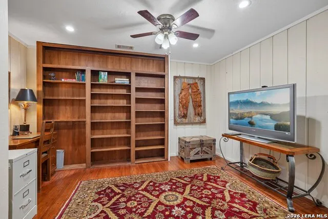 722 W Lacey Oaks Parkway Kerrville, TX 78028
