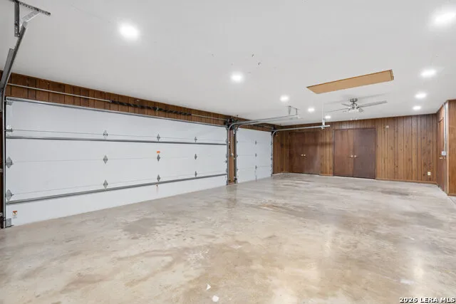 722 W Lacey Oaks Parkway Kerrville, TX 78028