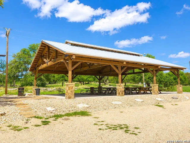 722 W Lacey Oaks Parkway Kerrville, TX 78028