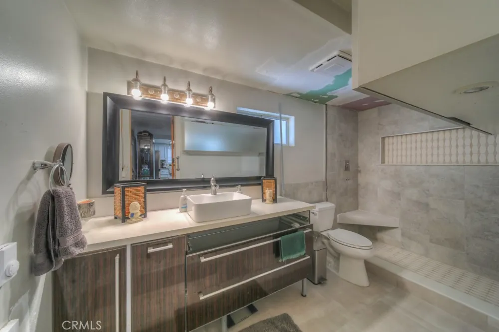 59145 Roger Anza, CA 92539