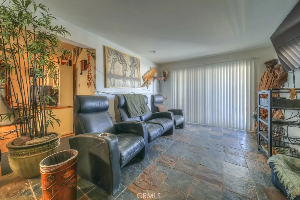 59145 Roger Anza, CA 92539