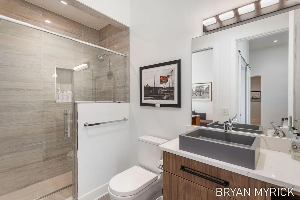 159 S River Avenue #505 Holland City, MI 49423