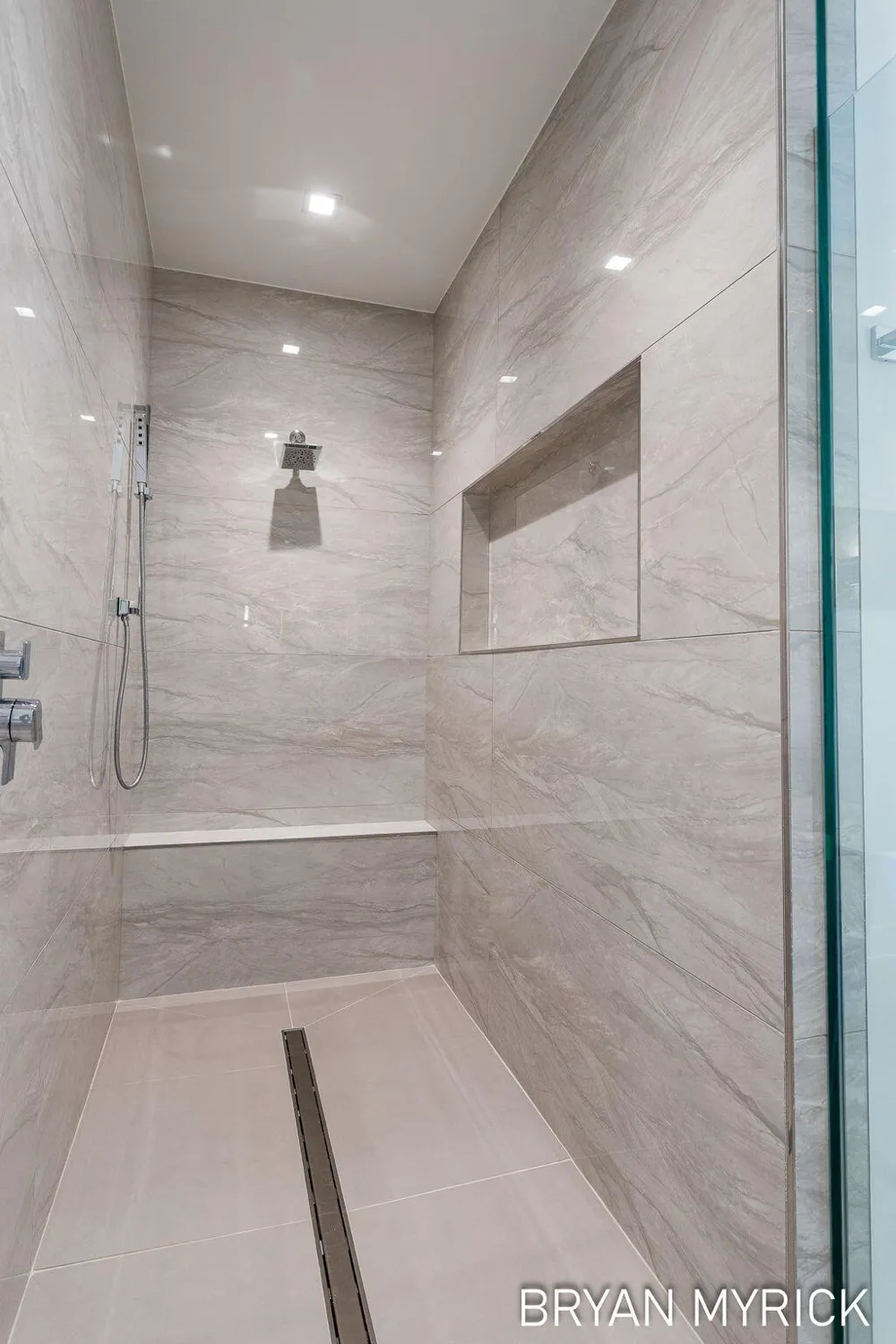 159 S River Avenue #505 Holland City, MI 49423