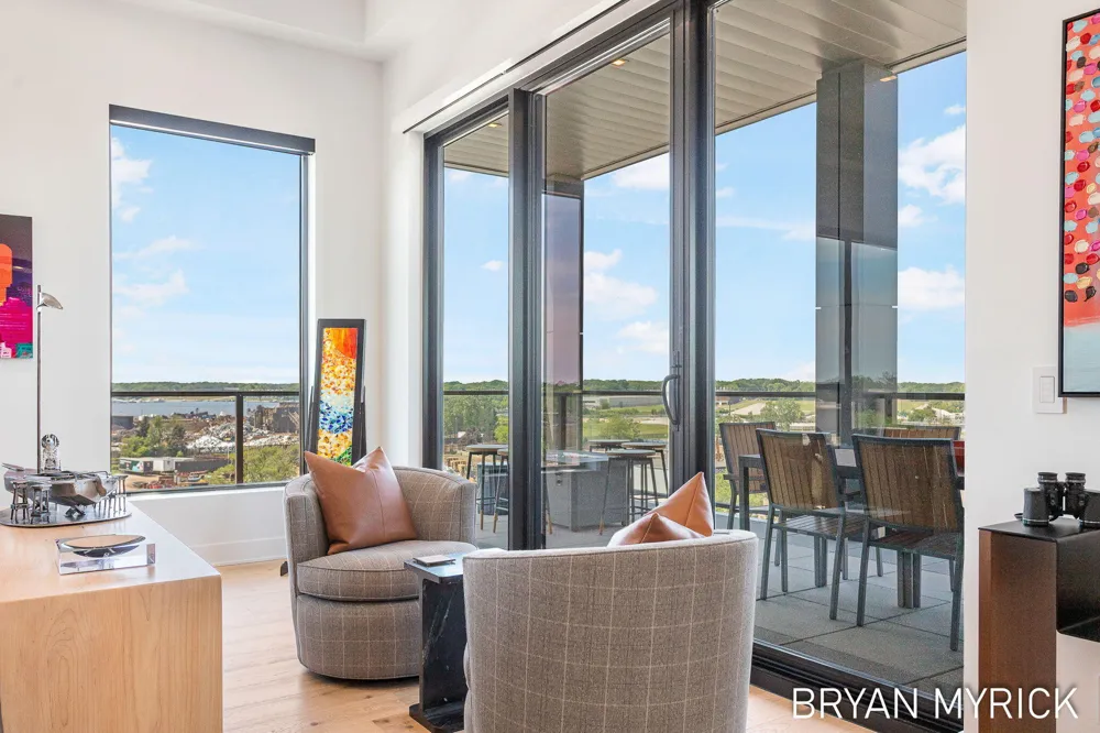 159 S River Avenue #505 Holland City, MI 49423