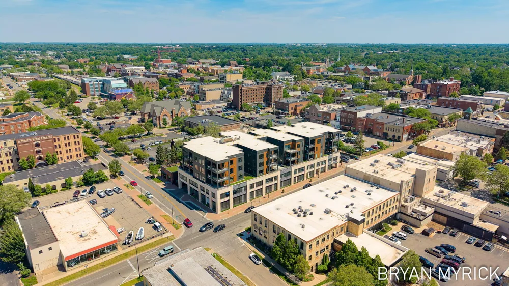159 S River Avenue #505 Holland City, MI 49423
