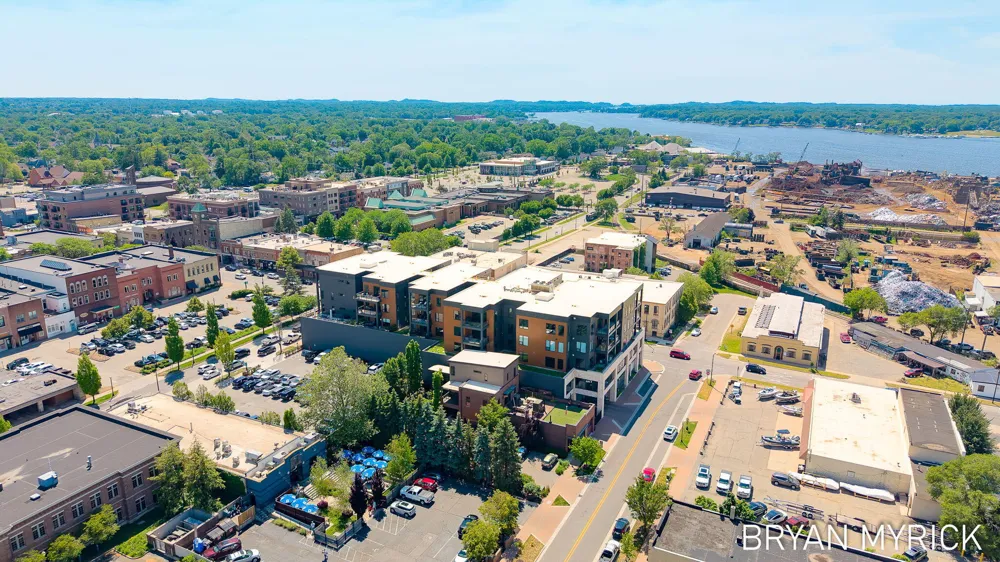 159 S River Avenue #505 Holland City, MI 49423