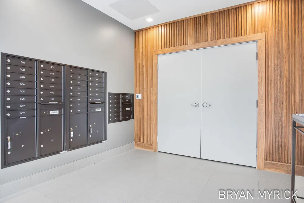 159 S River Avenue #505 Holland City, MI 49423