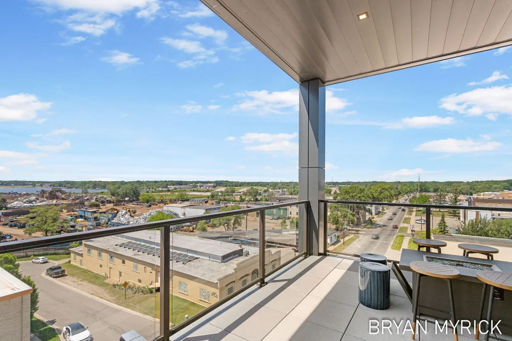 159 S River Avenue #505 Holland City, MI 49423