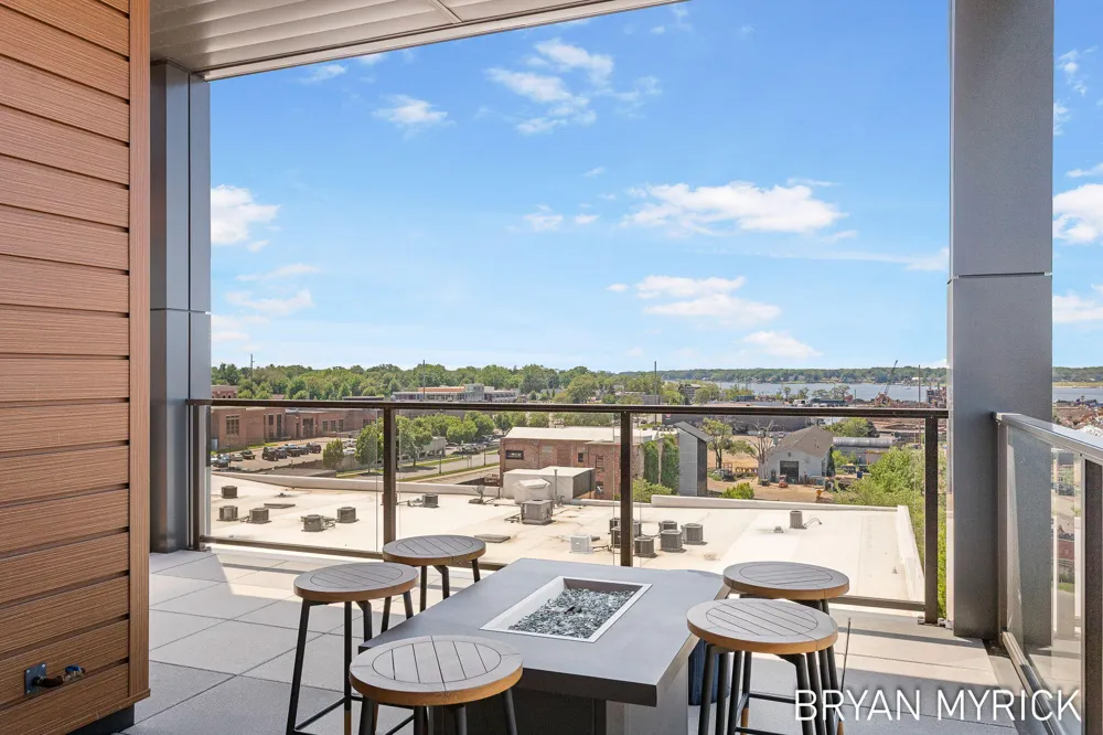 159 S River Avenue #505 Holland City, MI 49423