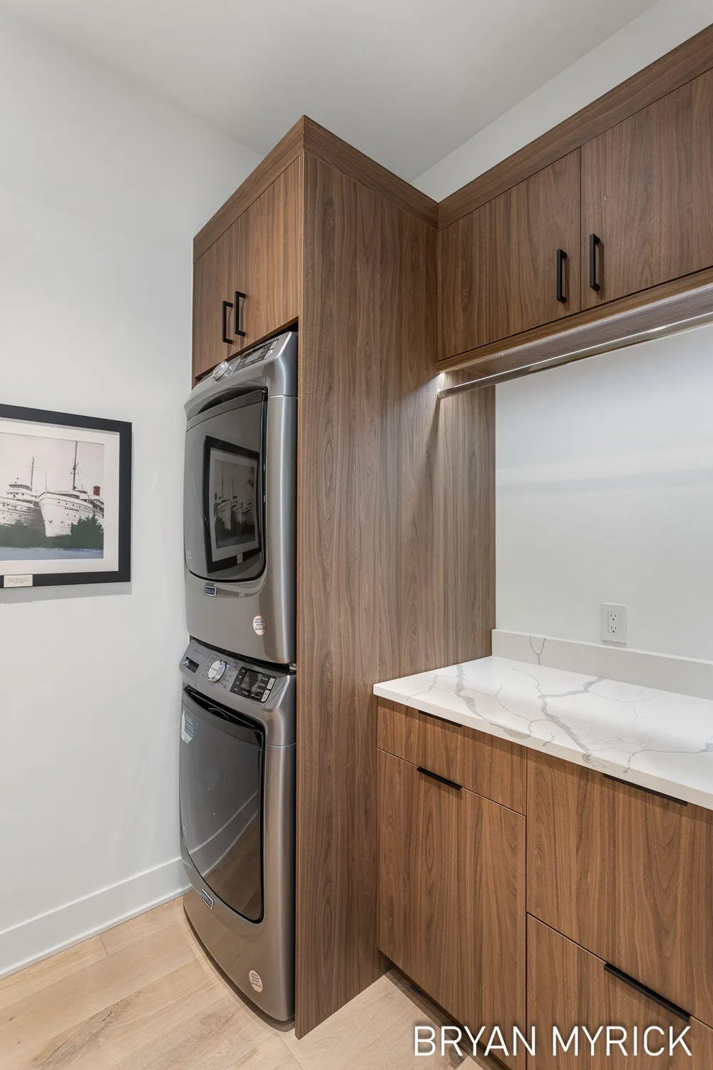159 S River Avenue #505 Holland City, MI 49423