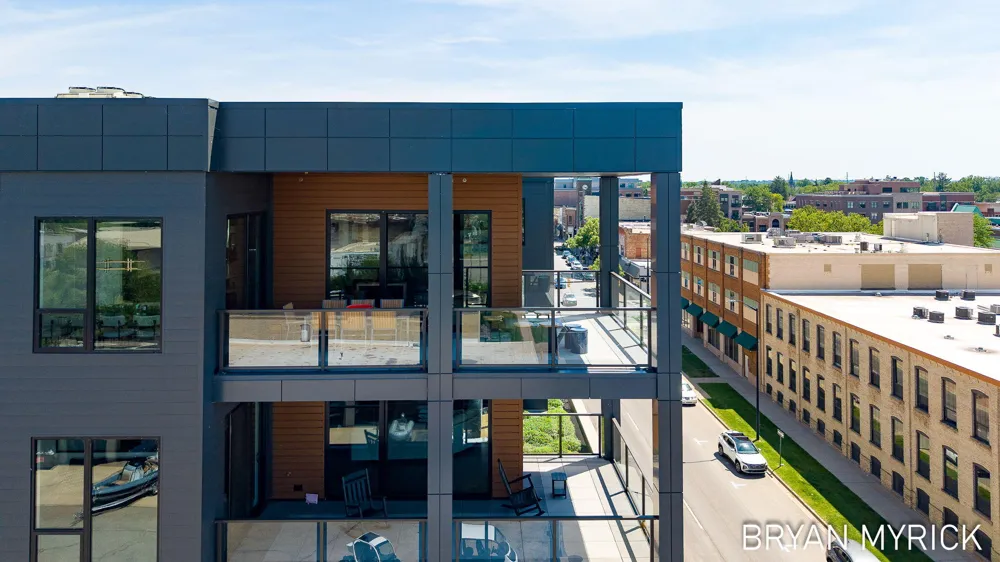 159 S River Avenue #505 Holland City, MI 49423
