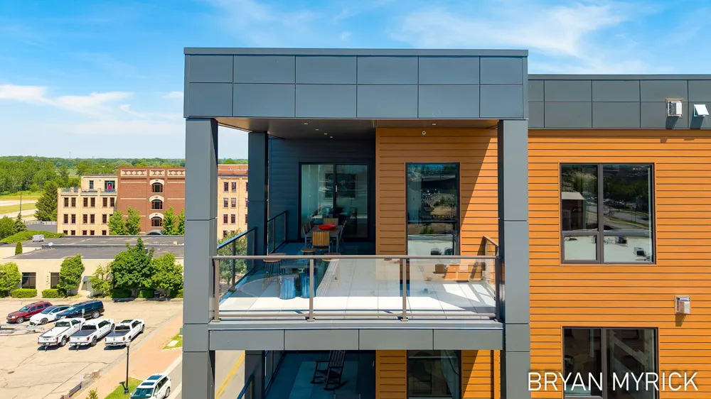 159 S River Avenue #505 Holland City, MI 49423