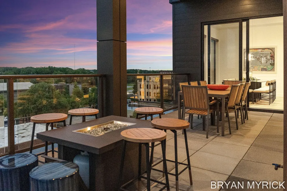 159 S River Avenue #505 Holland City, MI 49423